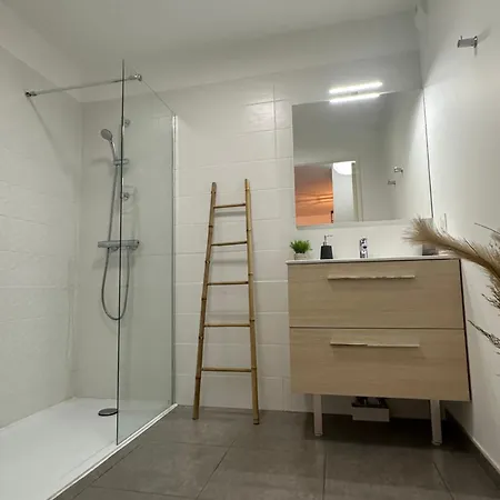 Bel Au Calme Avec Parking Daire Menton